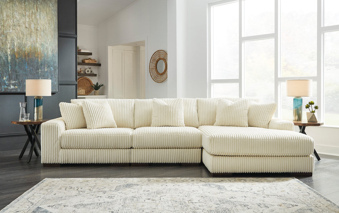 Lindyn Ivory 3pc RAF Sectional 21104