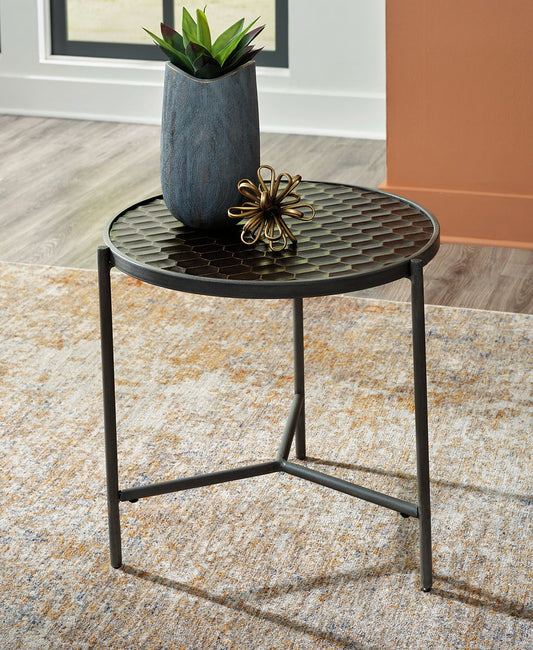 Doraley Brown/Gray End Table T793