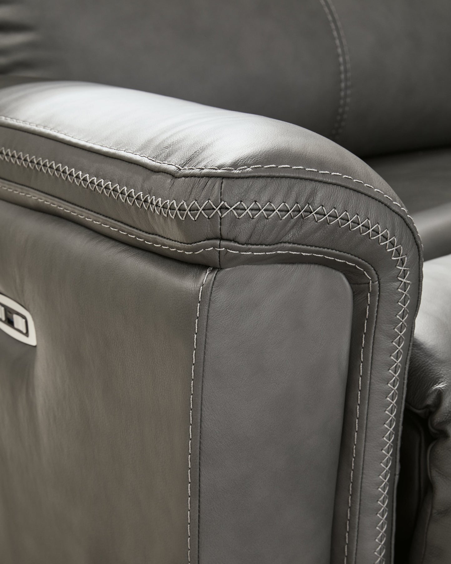 Bleckley Anchor POWER/TOP GRAIN LEATHER 6pc Reclining Sectional| PCU1200131