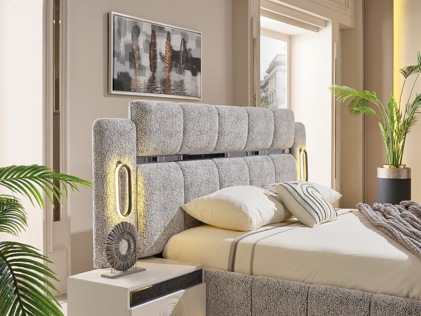 Parma Luxury Bedroom Set(Bed & Dresser With Mirror & 2 Nightstand)