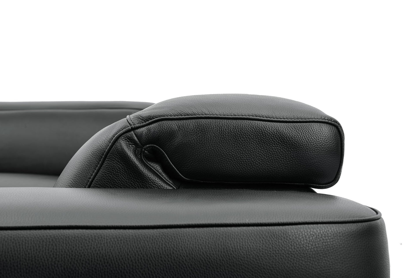 Holly Black Italian Leather/Match POWER Reclining Corner Sectional (3 Power Recliners + 1 Console) MI-2520