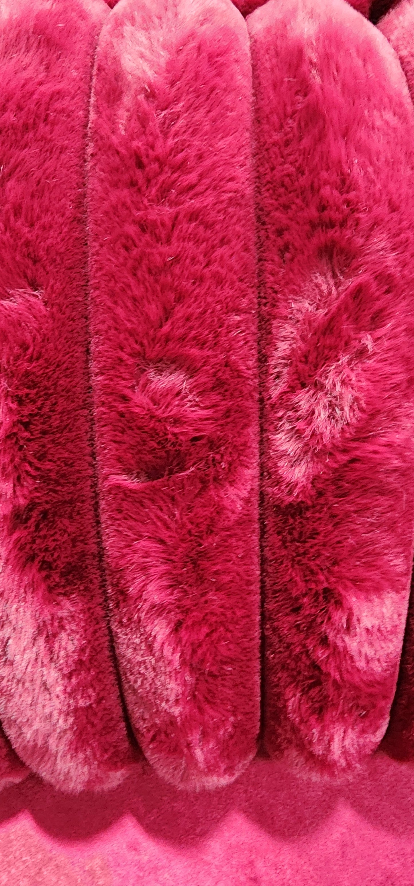 Kora Fuchsia Fabric Sectional S325