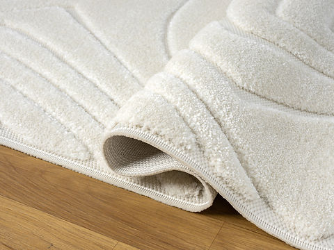 Item: Skyler S623 Snow 5X7