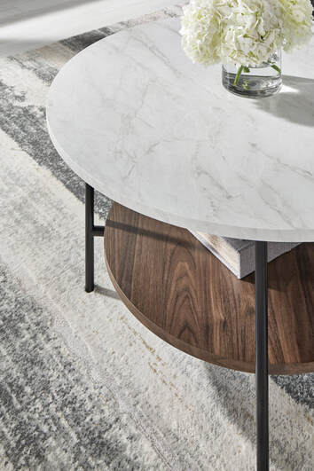 Wrenwich Brown/Black/White Table (Set of 3) T167