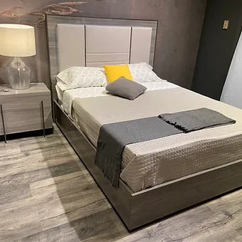 Blade Collection Italian Bedroom Set