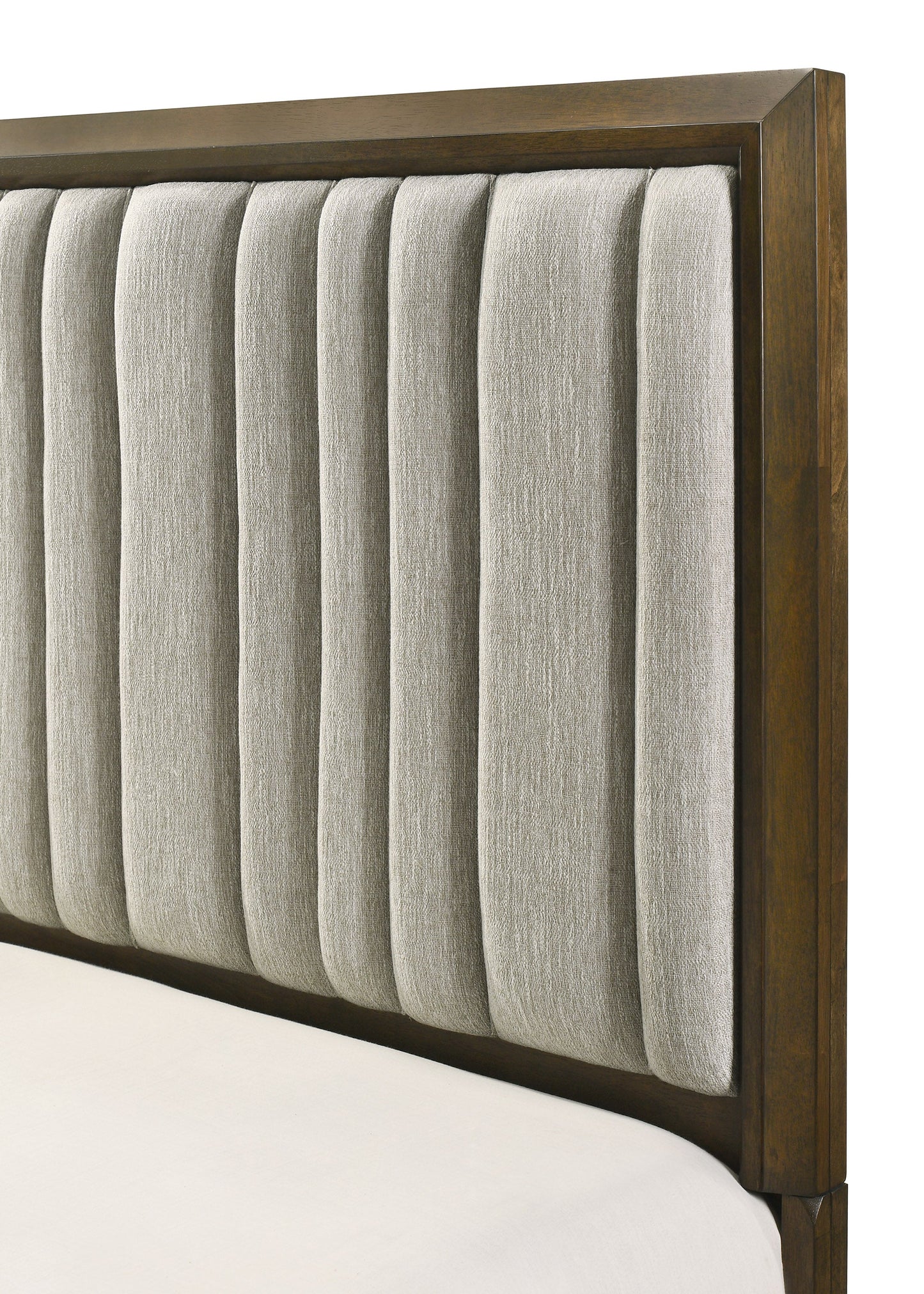 Lakecrest Brown Panel Bedroom Set B6520