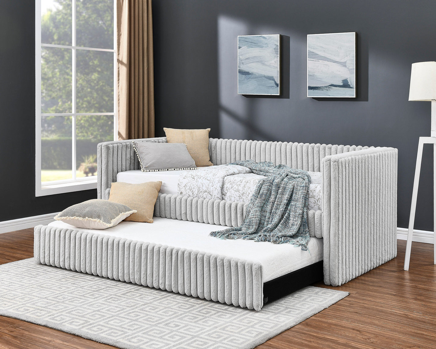 Hailey Light Gray Daybed with Trundle  5339