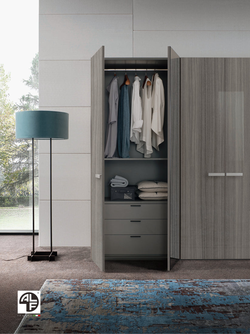 Iris Italian Luxury Bedroom Set