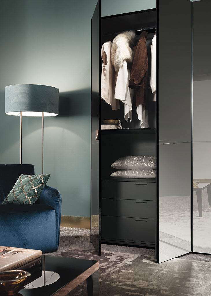 Mont-Noir Italian Luxury Bedroom Set