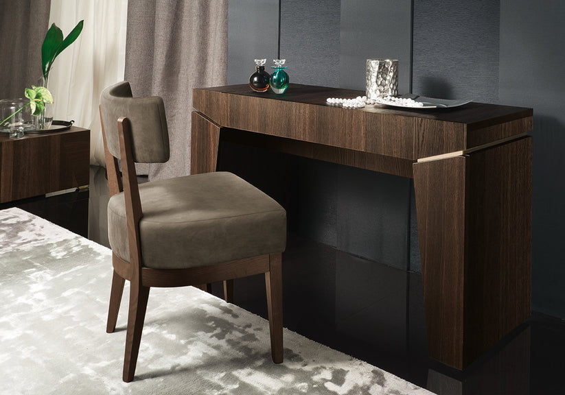 Accademia Italian Luxury Bedroom Set