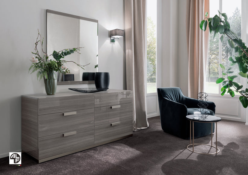 Iris Italian Luxury Bedroom Set