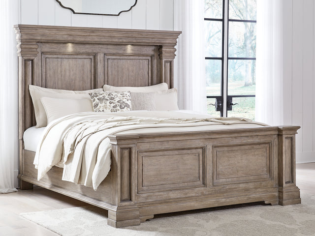 Blairhurst Light Grayish Brown Panel Bedroom Set B916