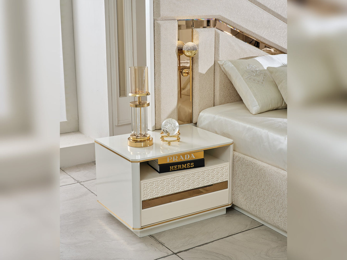 Zen Luxury Bedroom Set (Bed& Dresser With Mirror & 2 Nightstand)