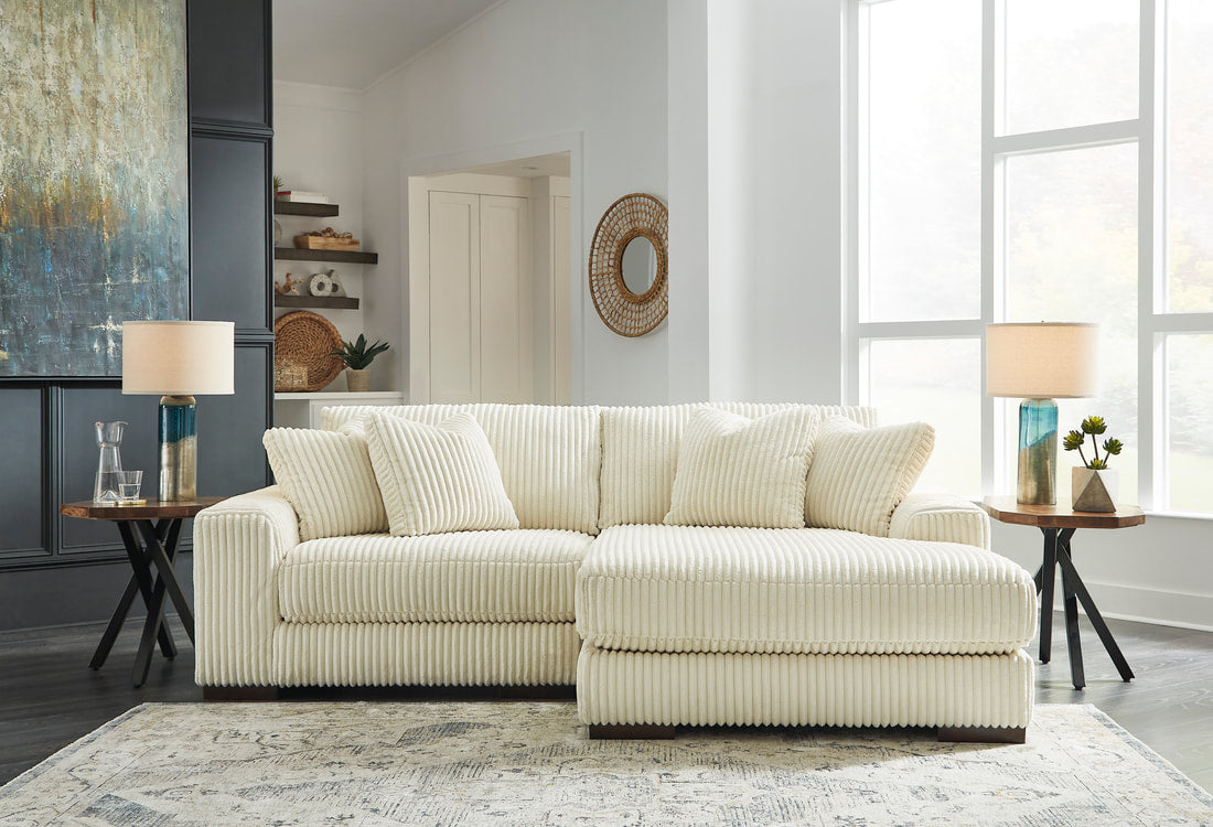 Lindyn Ivory 2pc RAF Sectional  21104