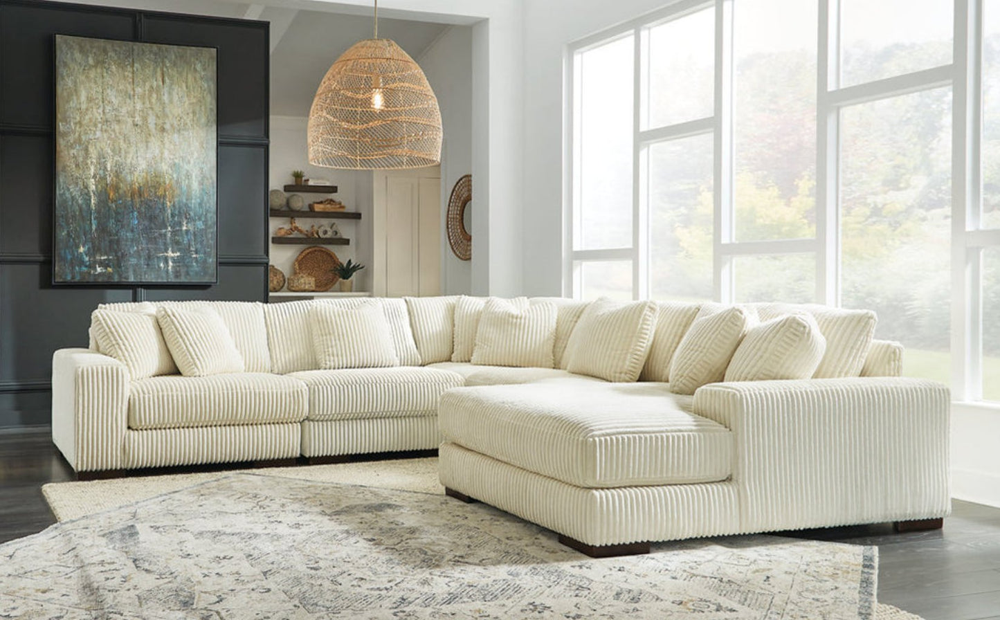 Lindyn Ivory 5pc RAF Sectional 21104