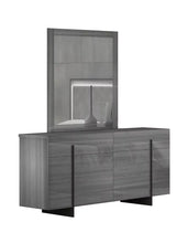 Load image into Gallery viewer, Blade Collection Italian Bedroom Set