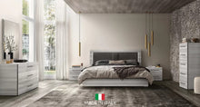 Load image into Gallery viewer, Mia UPH Collection Italian Bedroom Set