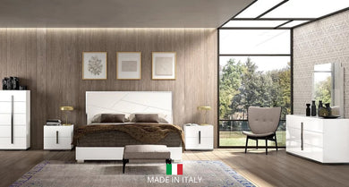 Dafne/Mara Collection White Italian Bedroom Set