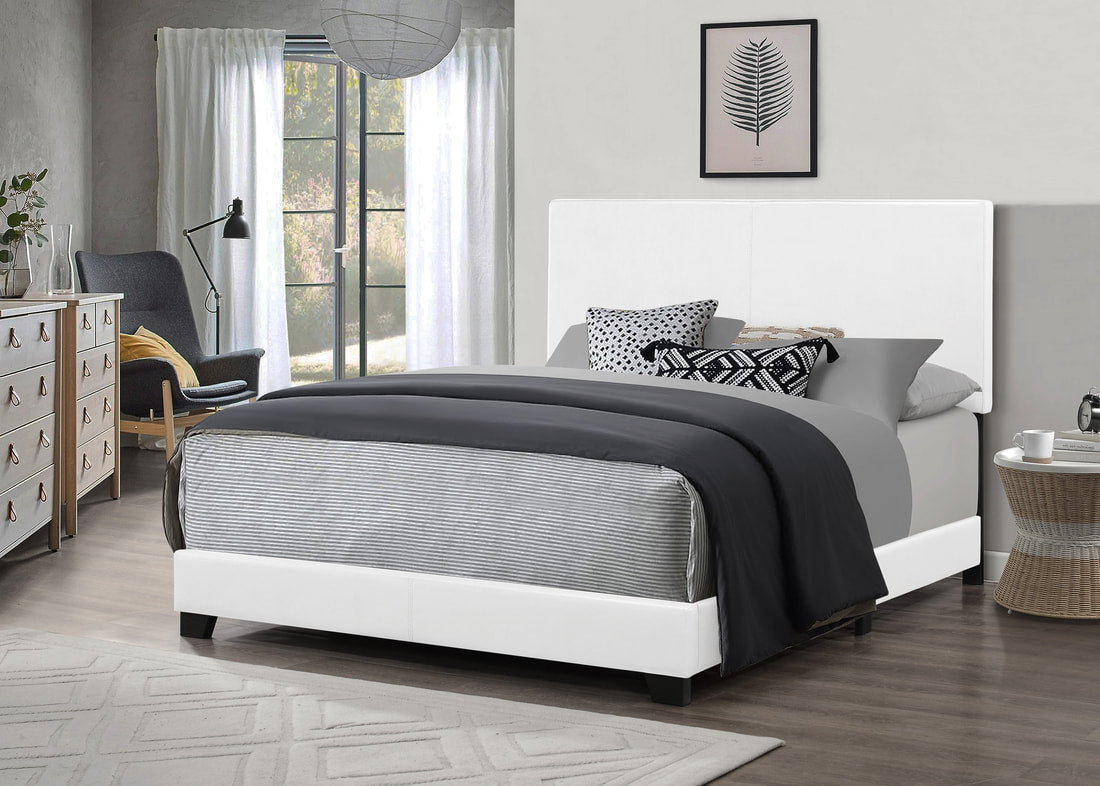 Nicky White Leather King Panel Bed 600