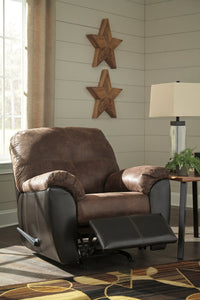 Gregale Coffee Recliner | 91603