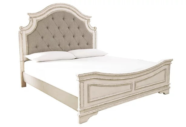 Realyn Chipped White Bedroom Set B743