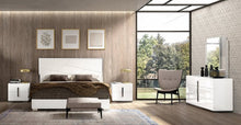 Load image into Gallery viewer, Dafne/Mara Collection White Italian Bedroom Set
