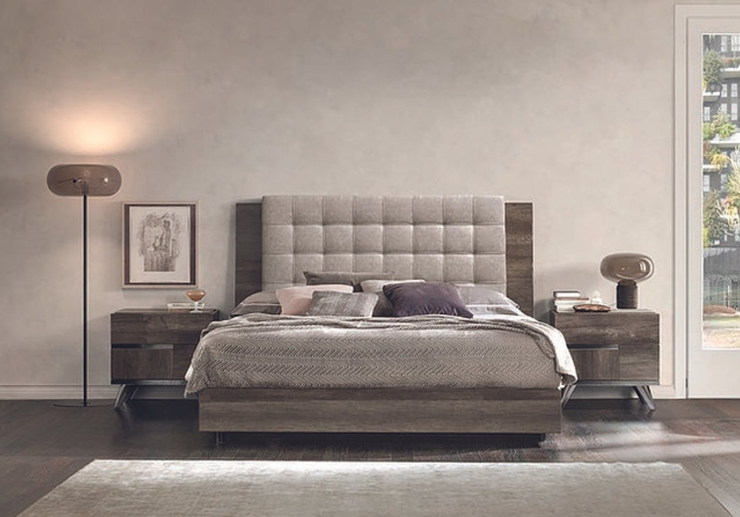 Medea II Collection Italian Bedroom Set