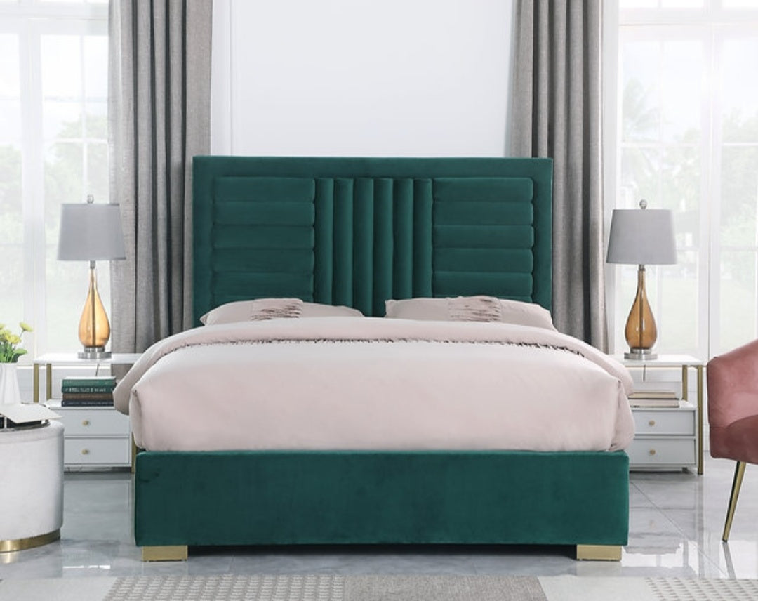 Anita Green King Platform Bed B820