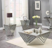 Load image into Gallery viewer, Delmere Mirror 3pc Occasional Table Set
