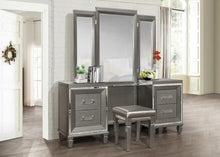 Load image into Gallery viewer, Tamsin Vanity Set with Stool
