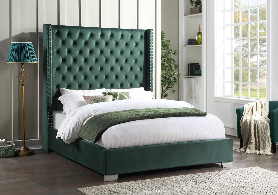 Diamond Tufted Green 6 FT Queen Bed |HH221
