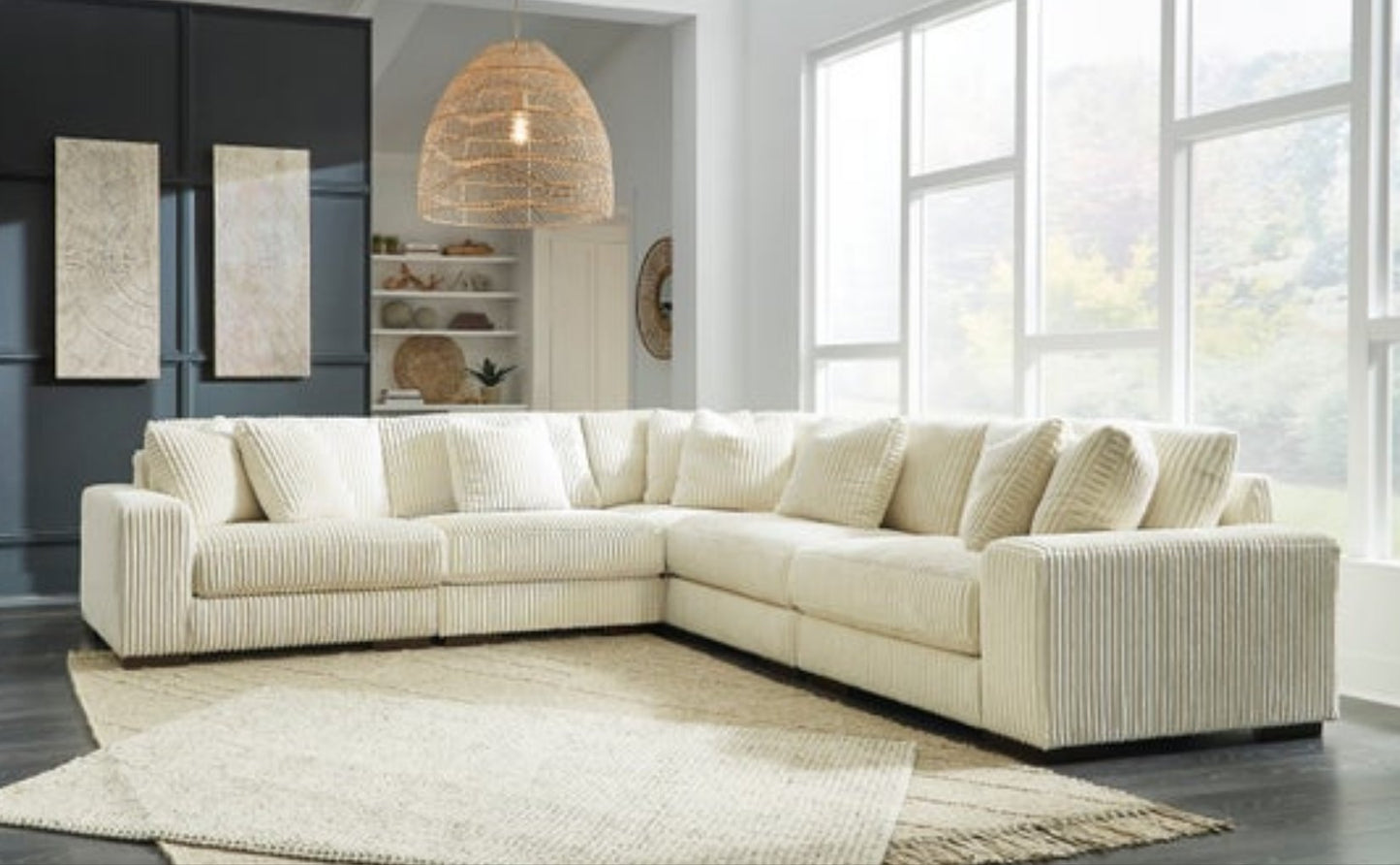 Lindyn Ivory 5pc  Sectional 21104